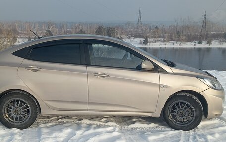 Hyundai Solaris II рестайлинг, 2012 год, 968 000 рублей, 20 фотография