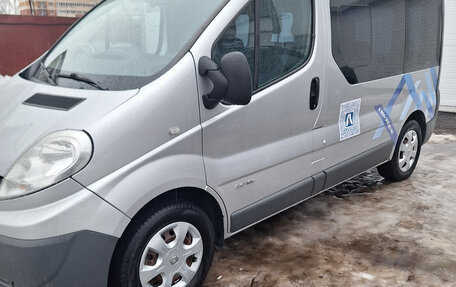 Renault Trafic, 2011 год, 1 600 000 рублей, 7 фотография