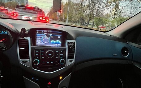 Chevrolet Cruze II, 2012 год, 700 000 рублей, 9 фотография