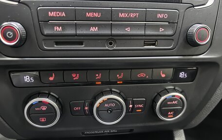 Volkswagen Jetta VI, 2014 год, 1 188 000 рублей, 14 фотография