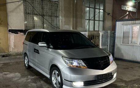 Honda Elysion I, 2008 год, 850 000 рублей, 10 фотография