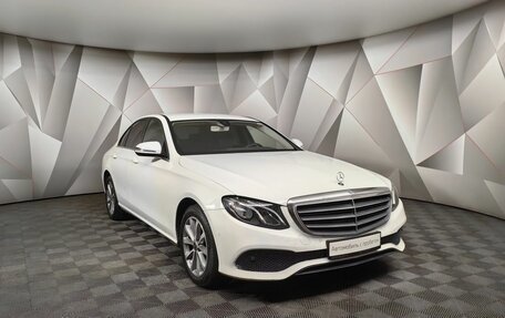 Mercedes-Benz E-Класс, 2019 год, 1 851 000 рублей, 3 фотография