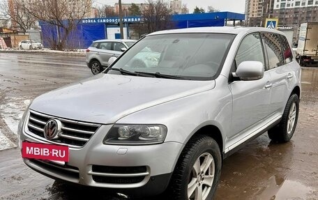 Volkswagen Touareg III, 2005 год, 950 000 рублей, 10 фотография