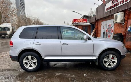 Volkswagen Touareg III, 2005 год, 950 000 рублей, 24 фотография