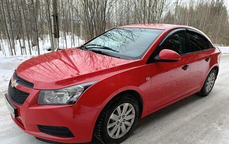 Chevrolet Cruze II, 2009 год, 760 000 рублей, 6 фотография