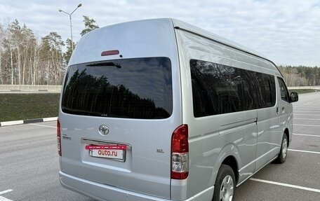 Toyota HiAce H200, 2008 год, 3 250 000 рублей, 5 фотография