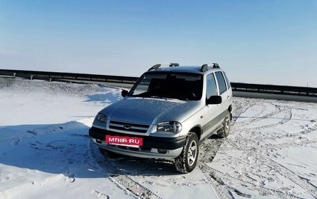 Chevrolet Niva I рестайлинг, 2005 год, 260 000 рублей, 2 фотография