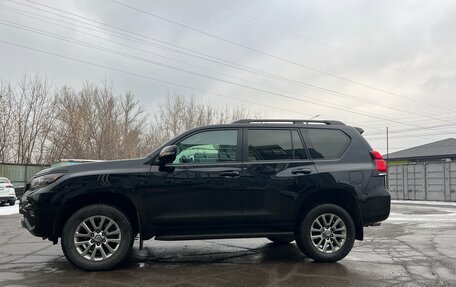 Toyota Land Cruiser Prado 150 рестайлинг 2, 2018 год, 5 300 000 рублей, 5 фотография