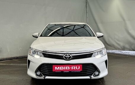 Toyota Camry, 2018 год, 2 700 000 рублей, 3 фотография