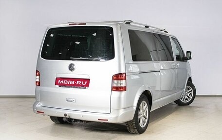 Volkswagen Caravelle T5, 2008 год, 1 620 000 рублей, 2 фотография