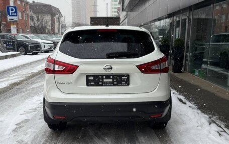 Nissan Qashqai, 2015 год, 1 750 000 рублей, 6 фотография