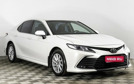 Toyota Camry, 2021 год, 2 399 000 рублей, 3 фотография