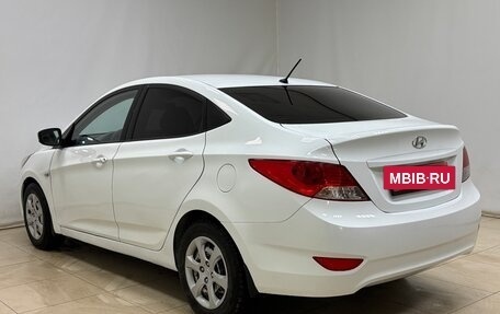 Hyundai Solaris II рестайлинг, 2013 год, 740 000 рублей, 4 фотография