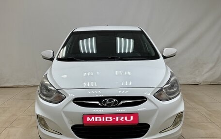 Hyundai Solaris II рестайлинг, 2013 год, 740 000 рублей, 2 фотография