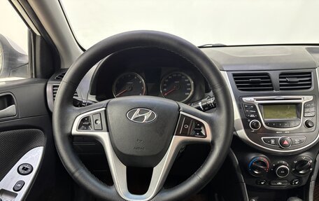 Hyundai Solaris II рестайлинг, 2013 год, 740 000 рублей, 11 фотография