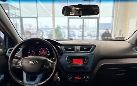 KIA Rio III рестайлинг, 2013 год, 900 000 рублей, 10 фотография