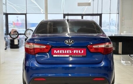 KIA Rio III рестайлинг, 2013 год, 900 000 рублей, 6 фотография