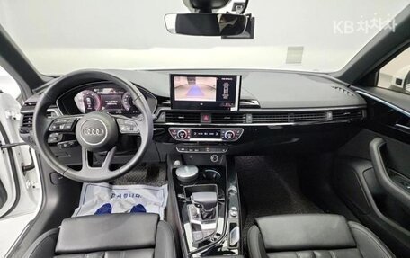 Audi A4, 2020 год, 2 200 000 рублей, 6 фотография