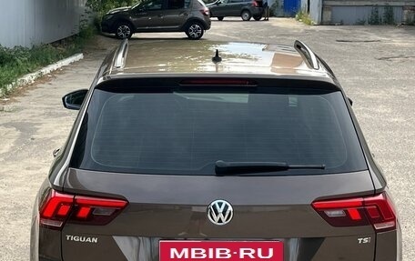 Volkswagen Tiguan II, 2018 год, 2 400 000 рублей, 6 фотография