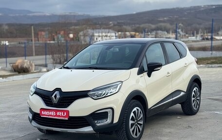 Renault Kaptur I рестайлинг, 2017 год, 1 550 000 рублей, 1 фотография