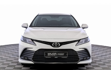 Toyota Camry, 2021 год, 2 950 000 рублей, 2 фотография