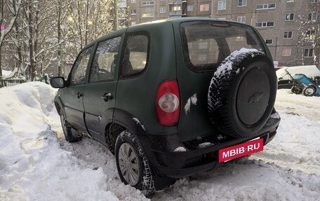 Chevrolet Niva I рестайлинг, 2011 год, 320 000 рублей, 4 фотография