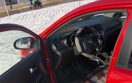 KIA Rio III рестайлинг, 2015 год, 750 000 рублей, 13 фотография