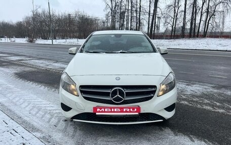 Mercedes-Benz A-Класс, 2013 год, 1 550 000 рублей, 15 фотография