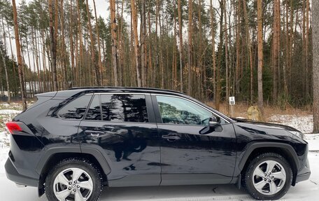 Toyota RAV4, 2021 год, 4 150 000 рублей, 5 фотография