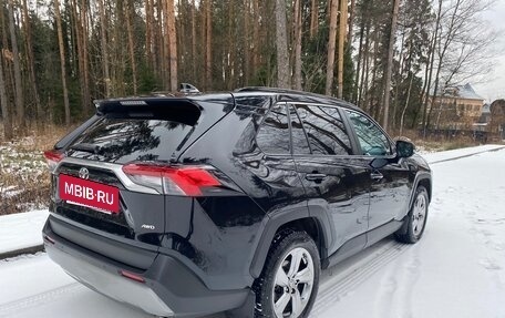 Toyota RAV4, 2021 год, 4 150 000 рублей, 4 фотография