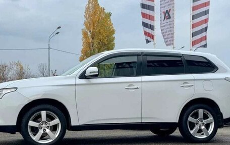 Mitsubishi Outlander III рестайлинг 3, 2012 год, 1 199 000 рублей, 4 фотография