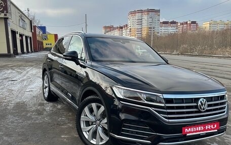 Volkswagen Touareg III, 2019 год, 4 990 000 рублей, 9 фотография