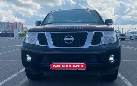 Nissan Pathfinder, 2011 год, 1 800 000 рублей, 3 фотография