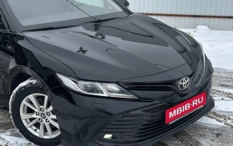 Toyota Camry, 2018 год, 2 390 000 рублей, 2 фотография