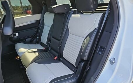 Land Rover Discovery IV, 2024 год, 10 499 000 рублей, 26 фотография