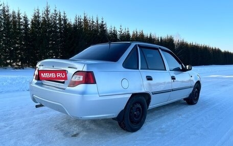 Daewoo Nexia I рестайлинг, 2011 год, 200 000 рублей, 2 фотография