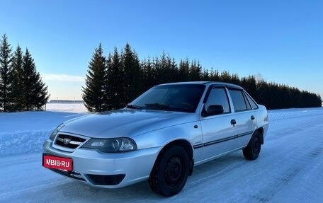 Daewoo Nexia I рестайлинг, 2011 год, 200 000 рублей, 6 фотография