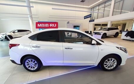 Hyundai Solaris II рестайлинг, 2021 год, 1 806 000 рублей, 6 фотография