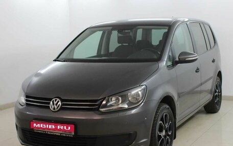 Volkswagen Touran III, 2010 год, 970 000 рублей, 1 фотография