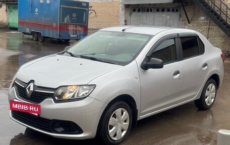 Renault Logan II, 2015 год, 890 000 рублей, 9 фотография