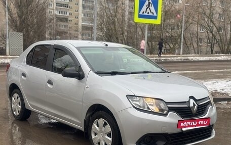 Renault Logan II, 2015 год, 890 000 рублей, 8 фотография