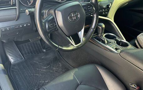 Toyota Camry, 2018 год, 3 100 000 рублей, 7 фотография