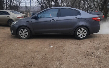 KIA Rio III рестайлинг, 2013 год, 870 000 рублей, 2 фотография