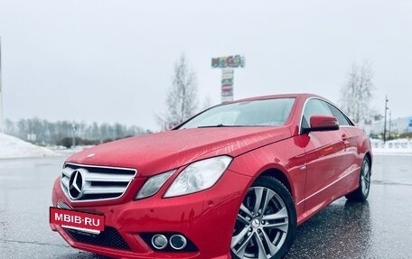 Mercedes-Benz E-Класс, 2011 год, 1 350 000 рублей, 2 фотография