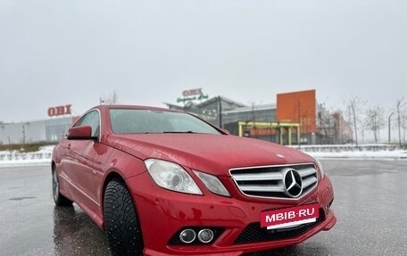 Mercedes-Benz E-Класс, 2011 год, 1 350 000 рублей, 4 фотография