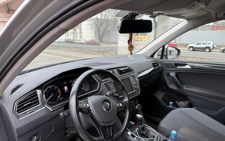 Volkswagen Tiguan II, 2016 год, 2 625 000 рублей, 14 фотография