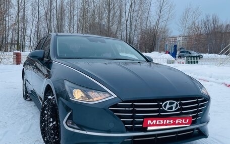 Hyundai Sonata VIII, 2020 год, 2 400 000 рублей, 2 фотография