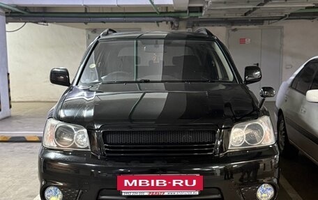 Toyota Kluger I, 2003 год, 1 350 000 рублей, 4 фотография