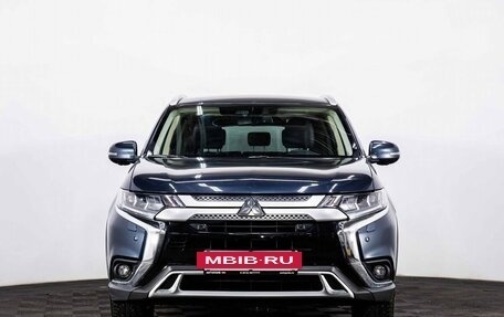 Mitsubishi Outlander III рестайлинг 3, 2019 год, 2 835 000 рублей, 2 фотография