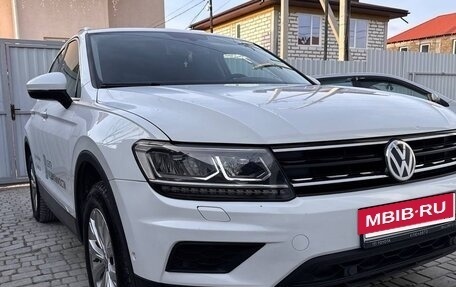 Volkswagen Tiguan II, 2018 год, 2 500 000 рублей, 6 фотография